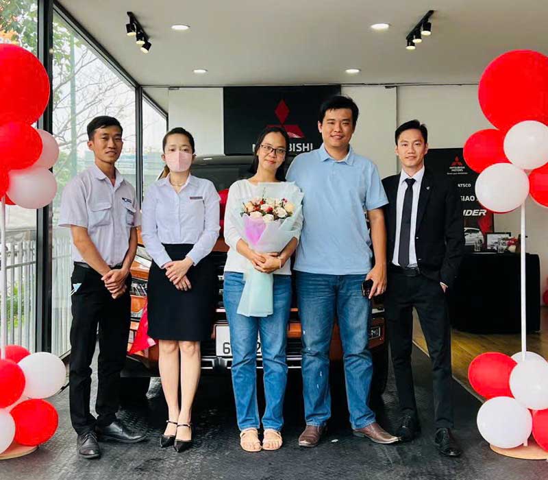 Hình ảnh hoạt động tư vấn xe tại Tuyên Quang